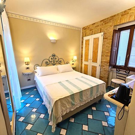 Residenza Sveva Bed and Breakfast Termoli Buitenkant foto