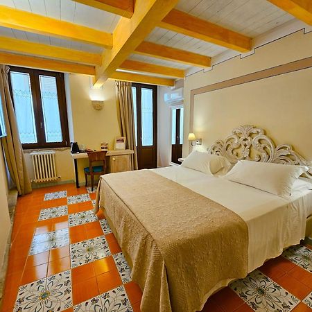 Residenza Sveva Bed and Breakfast Termoli Buitenkant foto
