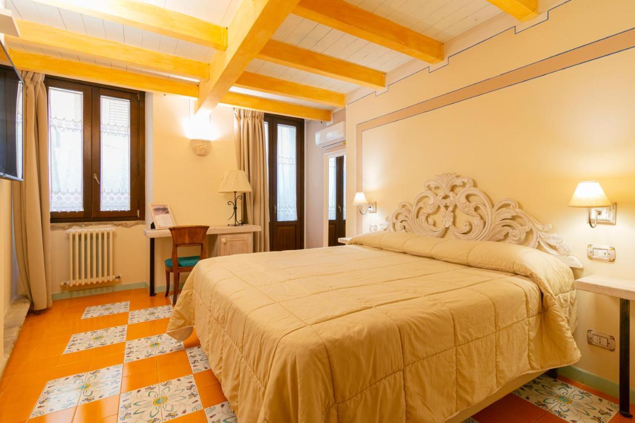 Residenza Sveva Bed and Breakfast Termoli Buitenkant foto